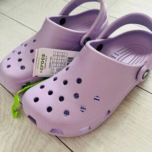PALE  PURPLE CROCS